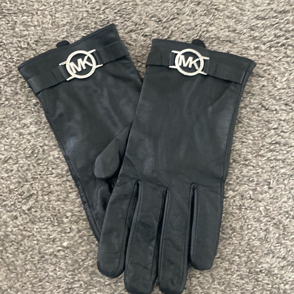 Micheal kors gloves